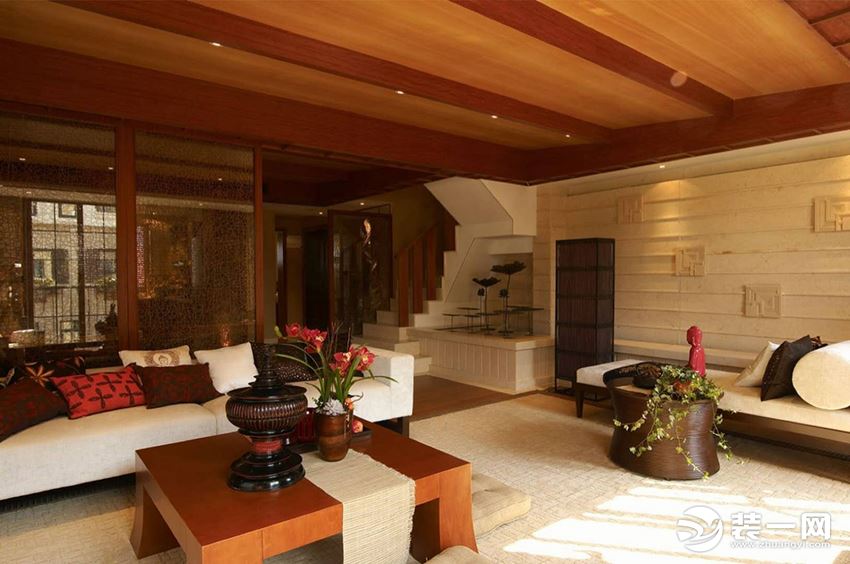 上海申巍装饰私宅客厅设计东南亚风