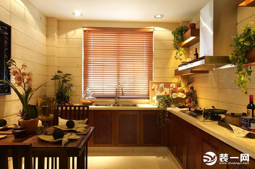 上海申巍装饰私宅厨房设计东南亚风