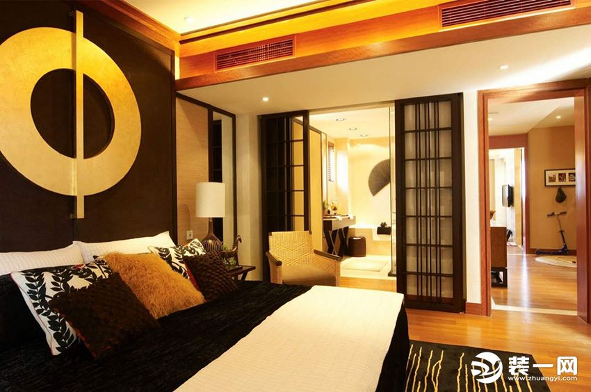 上海申巍装饰私宅卧室设计东南亚风