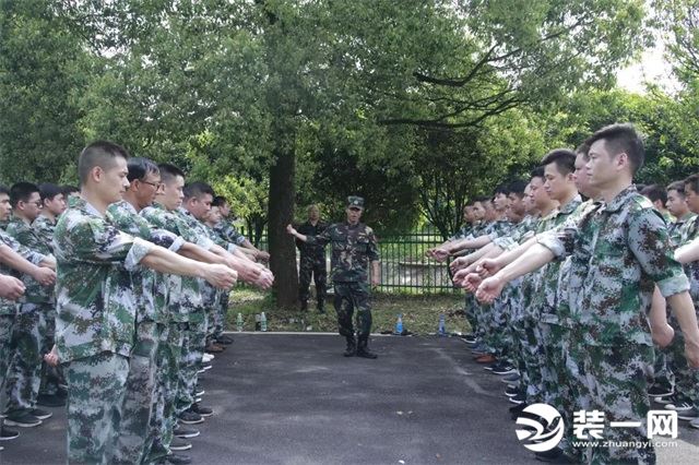 邵阳名匠装饰2019年全国工程部军事化训练第二期 现场图片