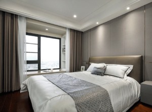 140平方米三居室现代港式风格装修卧室实景图