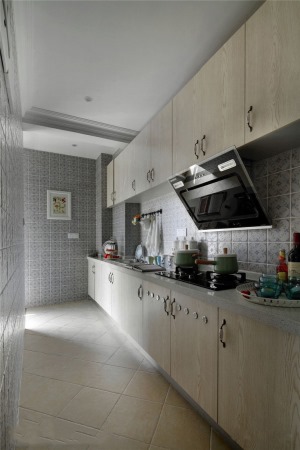 美觀別致的廚房花磚裝修效果圖集錦之大面積廚房花磚