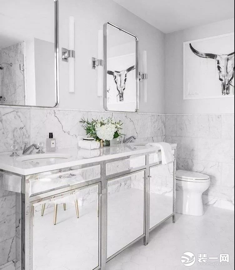 10平米小户型现代卫生间创意浴室收纳架
