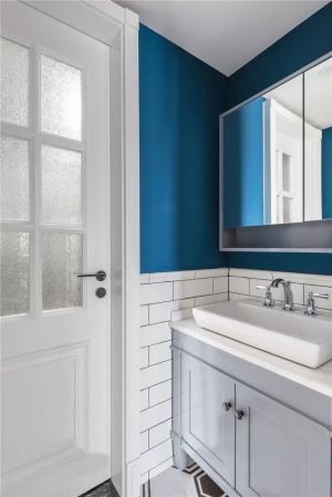 130㎡美式风格三居室卫生间装修设计图片
