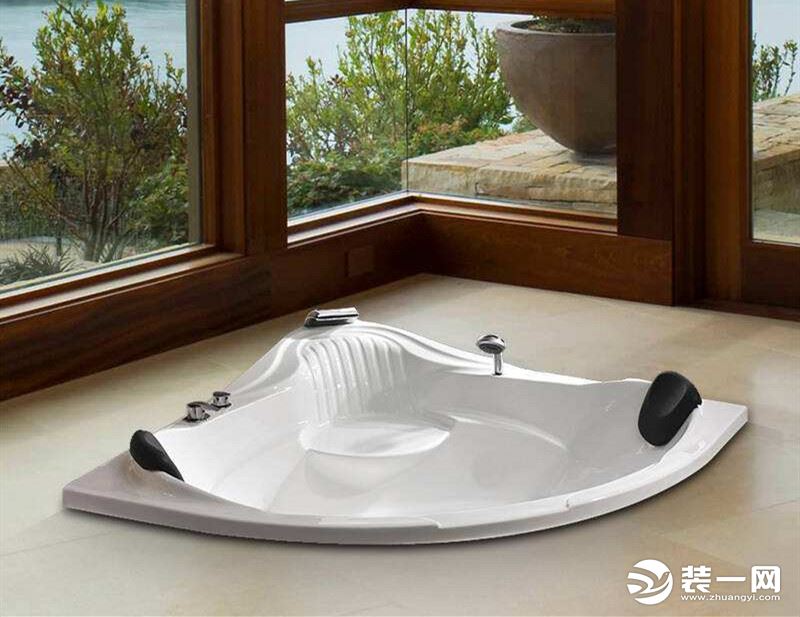 扇形浴缸安装效果图