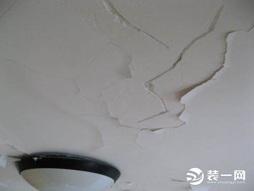 乌鲁木齐装修网：天花板掉皮怎么处理？