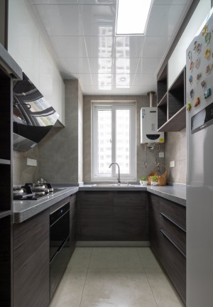 一居室U型厨房设计装修效果图