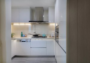 132平现代简约三居室装修效果图之厨房装修