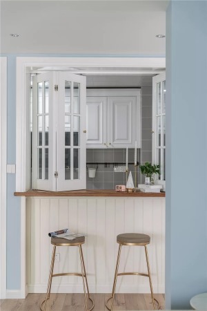 100平三居室现代美式装修风格效果图之厨房吧台装修