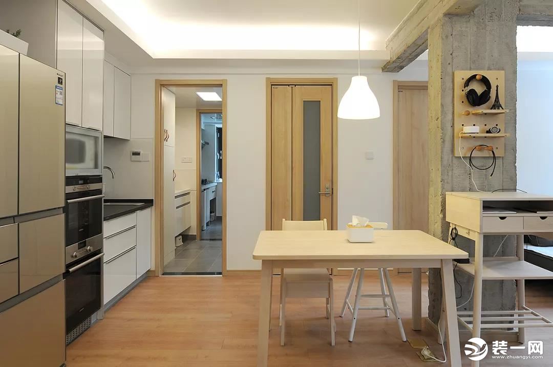 65平小户型老房改造装修设计案例之西厨房装修