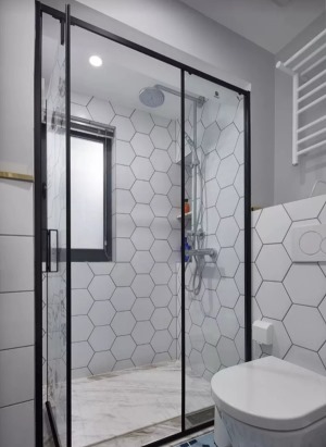 现代卫生间瓷砖搭配效果