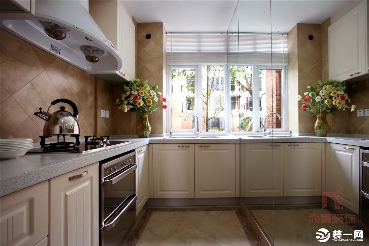 黄山尚层装饰桃花源320平米欧式风格厨房效果图