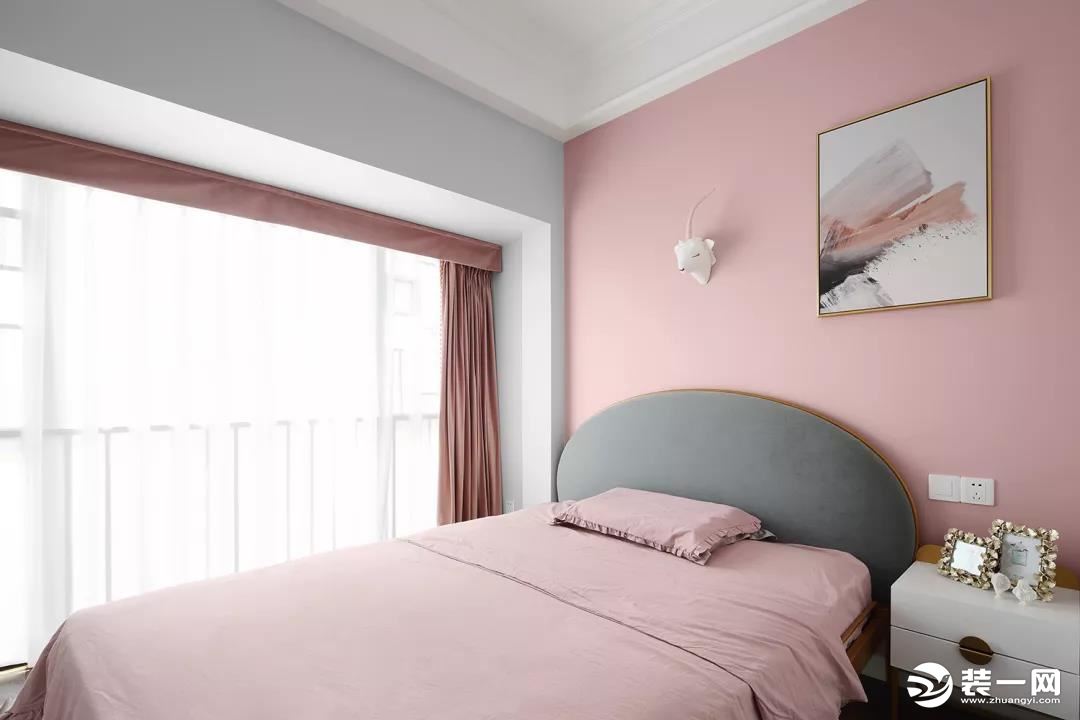 三室两厅现代轻奢装修设计之卧室装修设计效果图