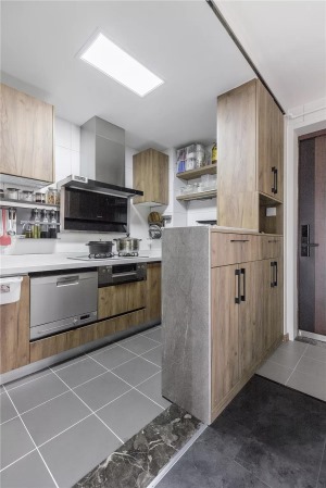 三居室简约灰色调装修设计之厨房设计效果