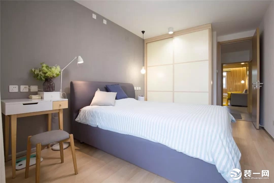 55平米单身公寓室内设计效果之卧室