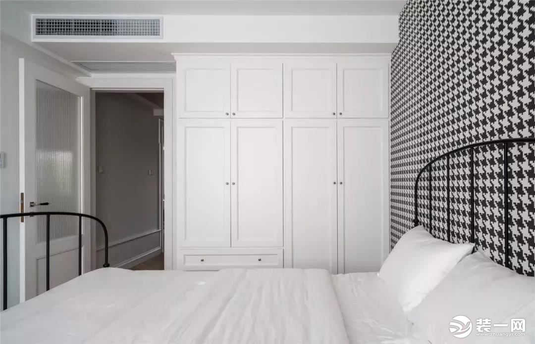 奇葩户型小户型一居室装修设计之卧室