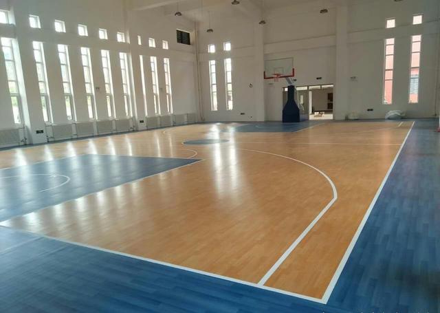 室内篮球场塑胶地板装修效果图