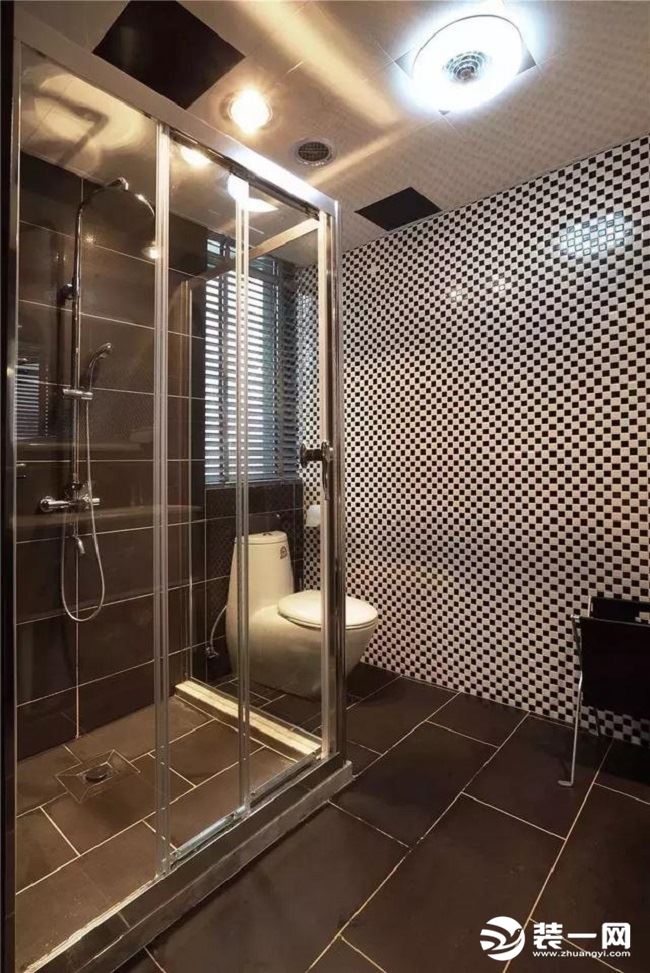 卫生间淋浴房