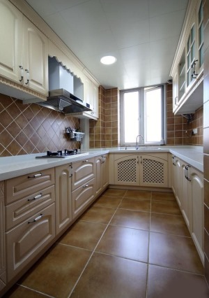 小户型现代风长方形厨房装修设计