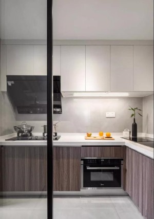 70平米现代风格厨房装修效果图