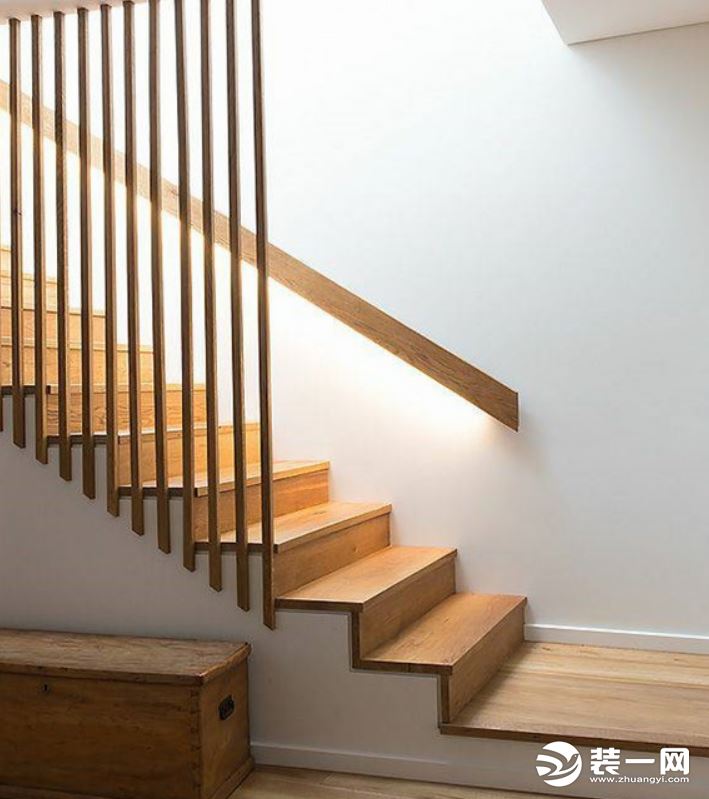 家用楼梯设计效果图