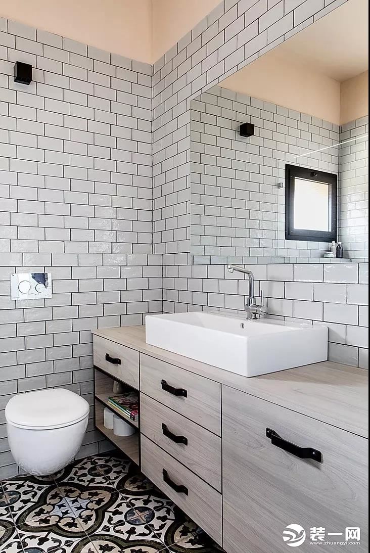卫生间瓷砖种类有哪些 卫生间瓷砖颜色怎么搭配