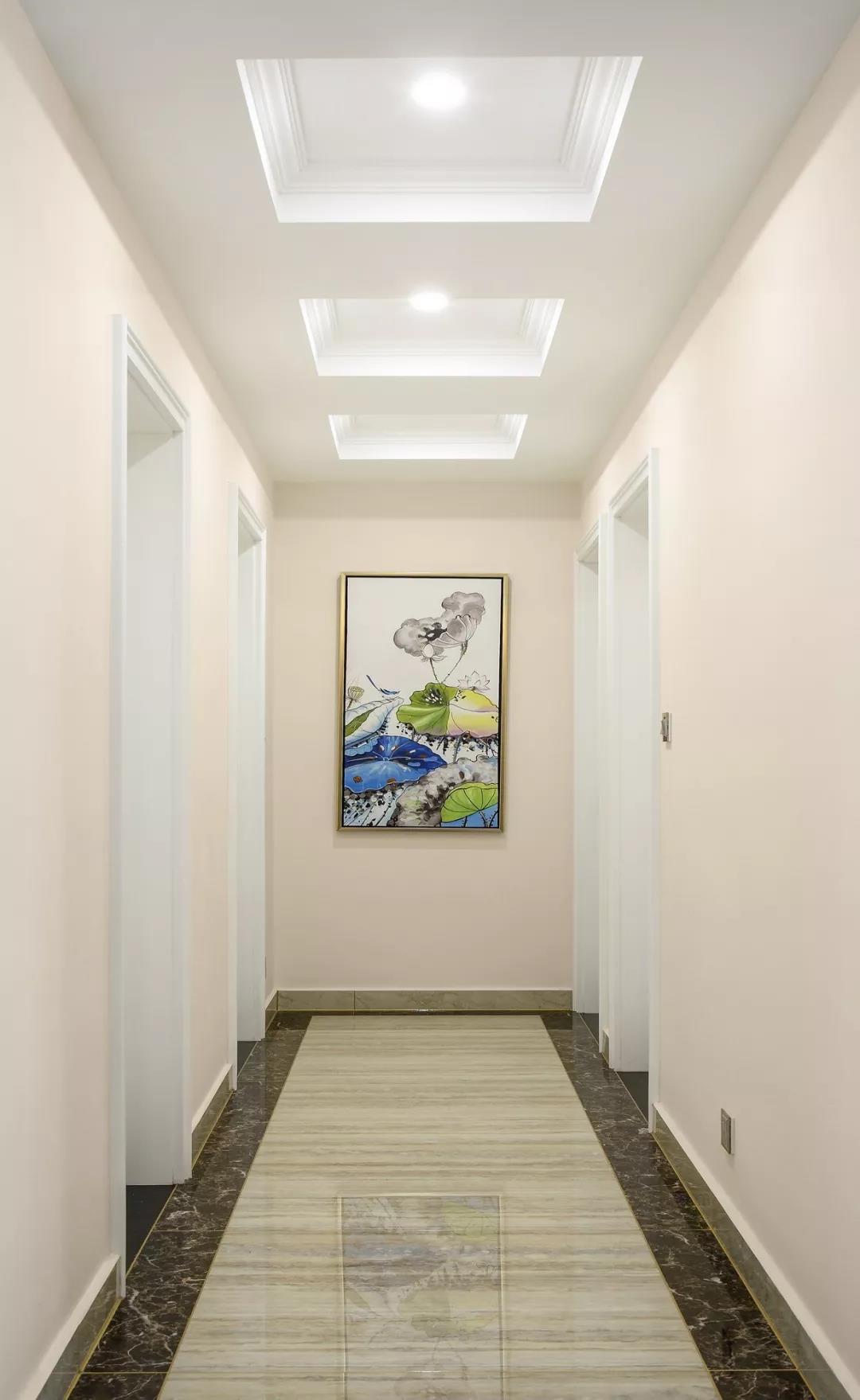 瓷砖踢脚线客厅走廊设计效果图