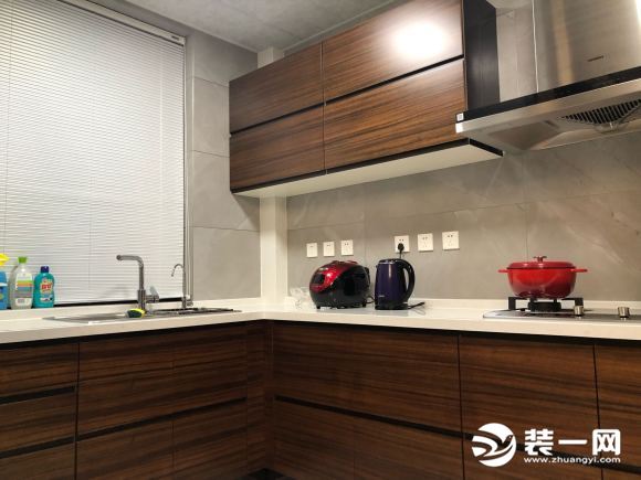 汕头新中式装修厨房设计案例图片