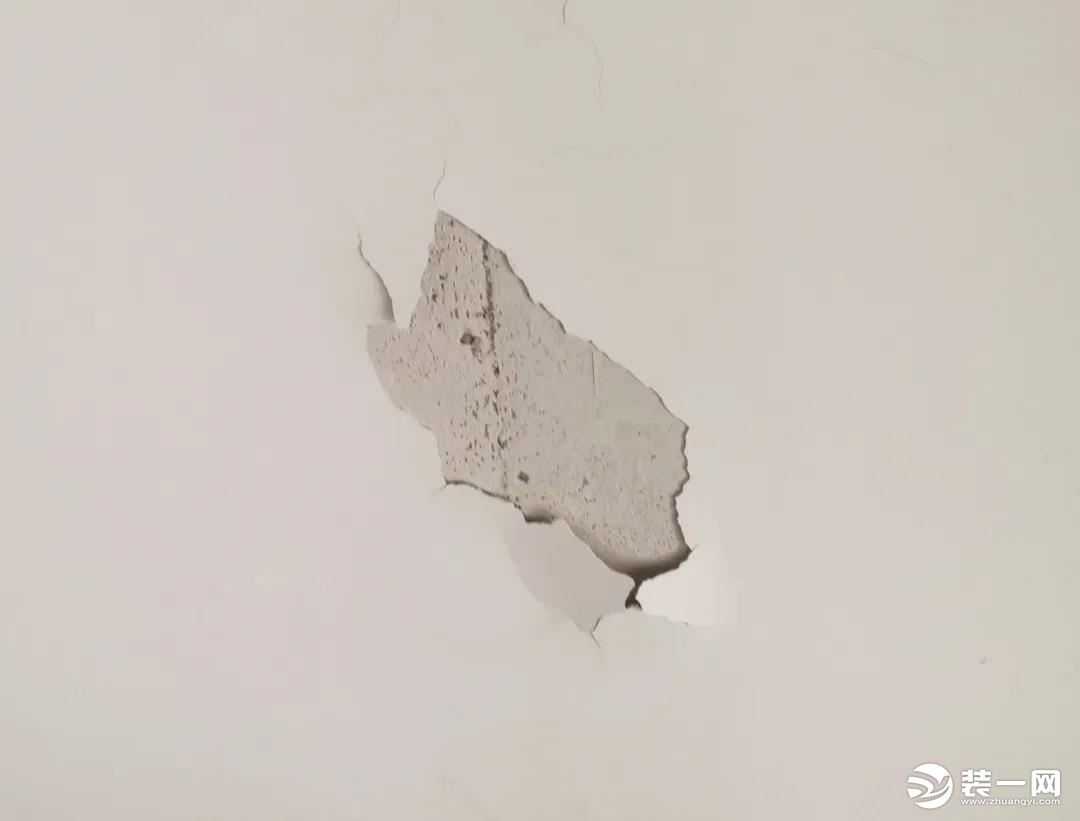 [地下室外墙]地下室外墙，出现这样的裂缝是什么原因？ - 土木在线