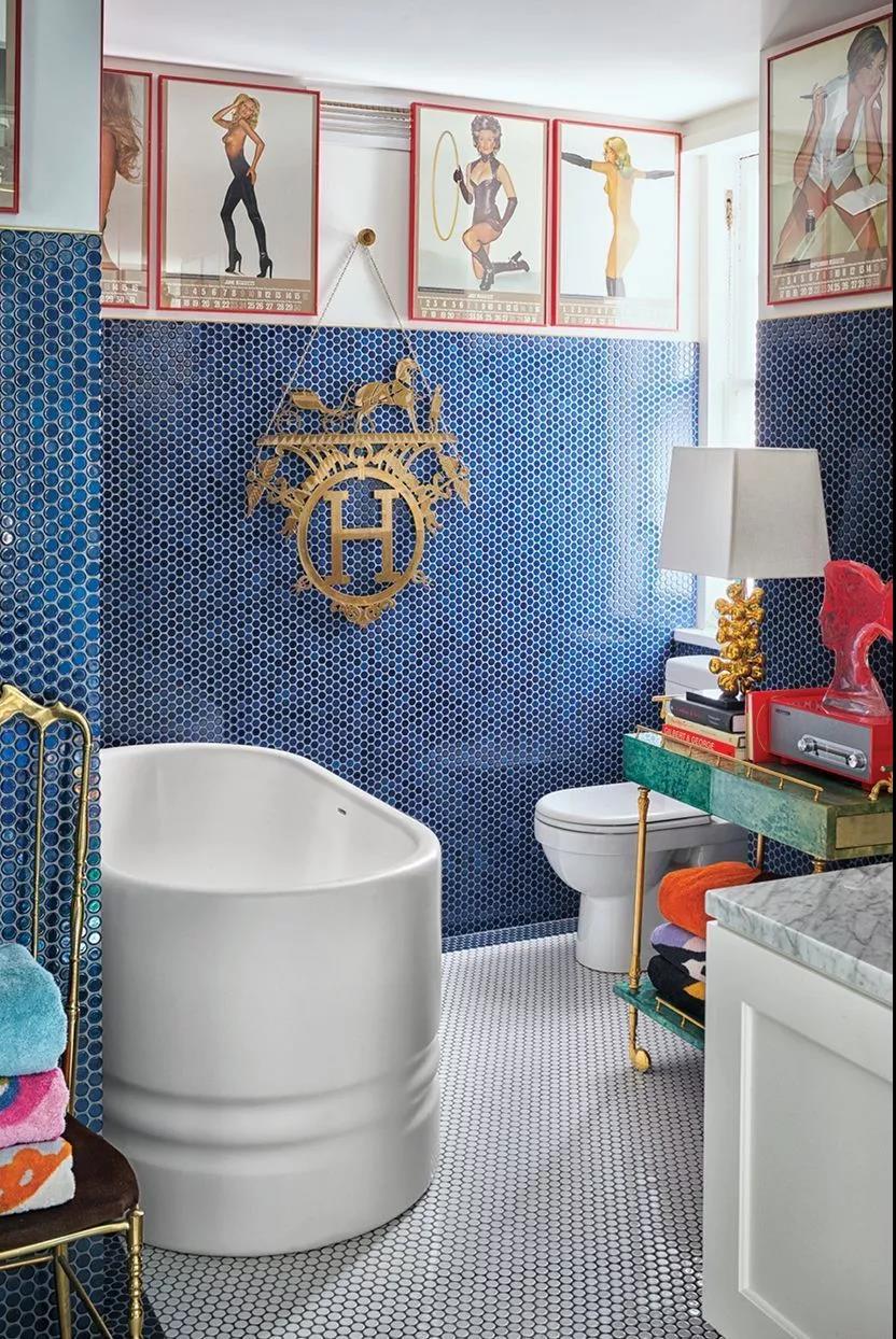 一枚爱马仕纪念章个性浴室搭配效果图