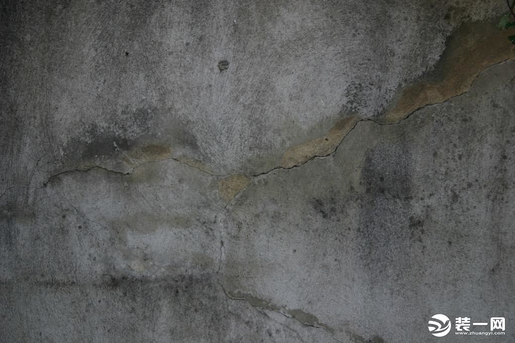 水泥墙面裂缝怎么修补 