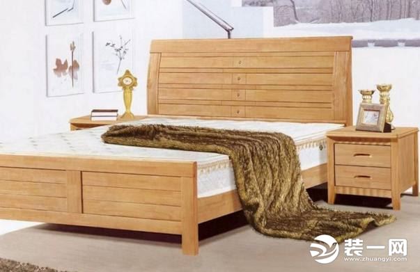 卧室橡木床设计效果图