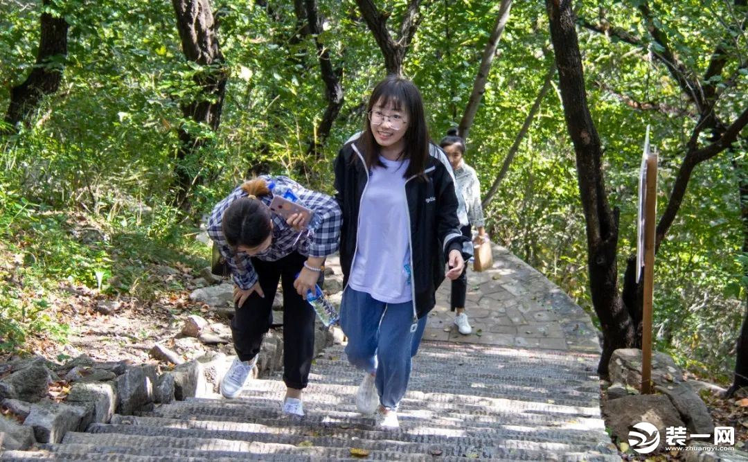 太原紫苹果装饰团建活动