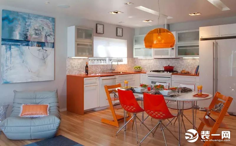 红色+橙色厨房设计效果图
