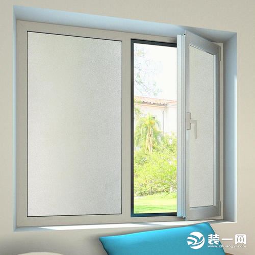 家庭窗户贴膜多少钱 给窗户贴膜有哪些优点和缺点