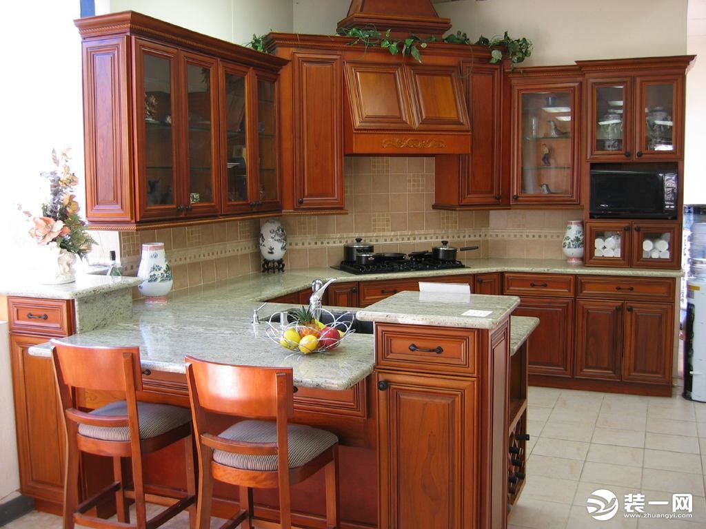 装修个厨房要多少钱?厨房装修需要注意哪些问题