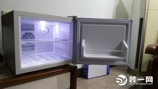 吸收式冰箱图片