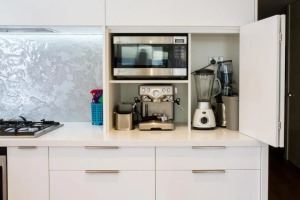 现代厨房设计效果图 开放式厨房设计 厨房收纳柜 嵌入式电器设计
