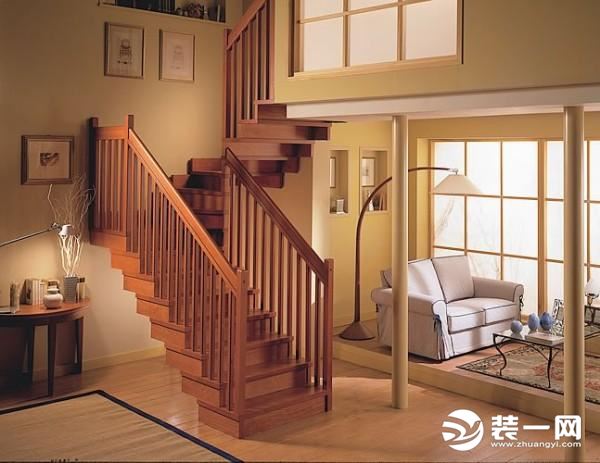 木质楼梯示意图