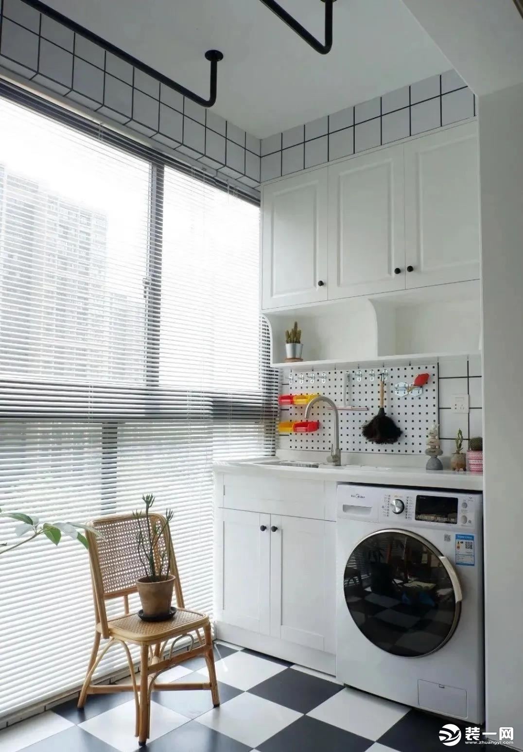 阳台洗衣机设计 阳台洗衣机台面 阳台装成洗衣房