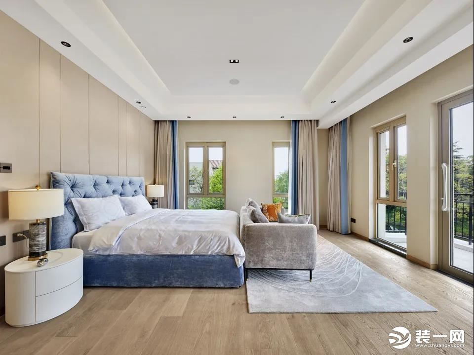 上海申远装饰300m²简约美墅，打造休闲舒适的氛围