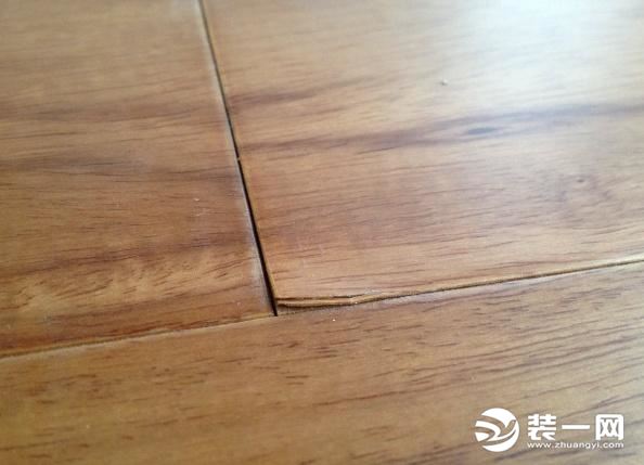 木地板缝隙图片