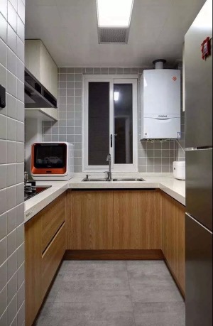 厨房U型橱柜装修效果图，橱柜设计，厨房装修