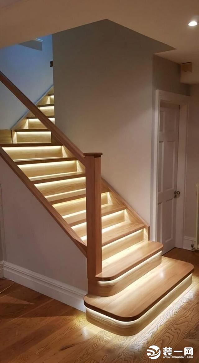 楼梯感应智能灯效果图