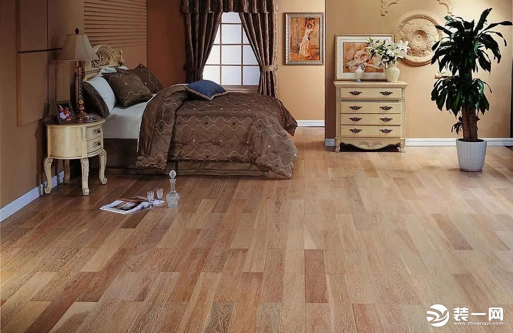木地板如何保养？掌握这几个技巧,让你家地板光洁如新！