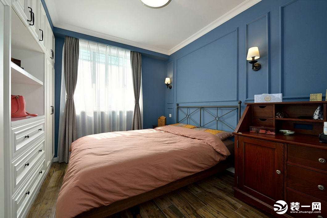 蓝色卧室装修效果图