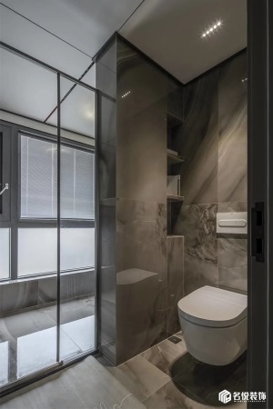 别墅现代简约浴室装修效果图