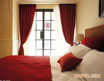 红色卧室装修设计效果图
